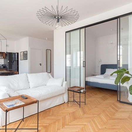 Designer Apartment In The Central 바르샤바 외부 사진