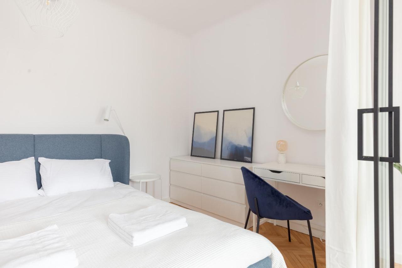Designer Apartment In The Central 바르샤바 외부 사진