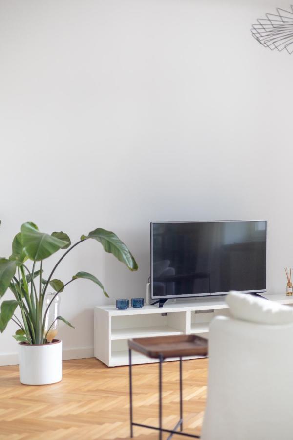 Designer Apartment In The Central 바르샤바 외부 사진