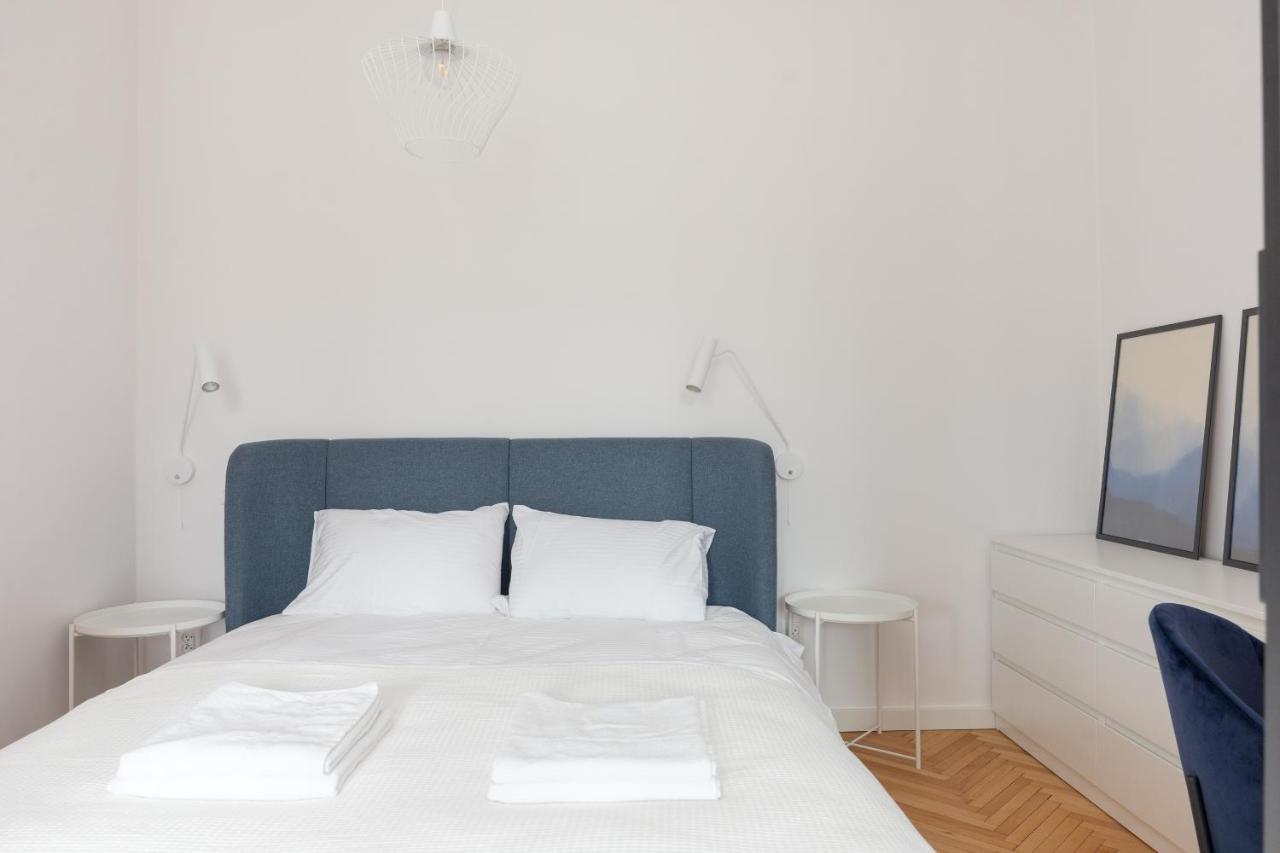 Designer Apartment In The Central 바르샤바 외부 사진